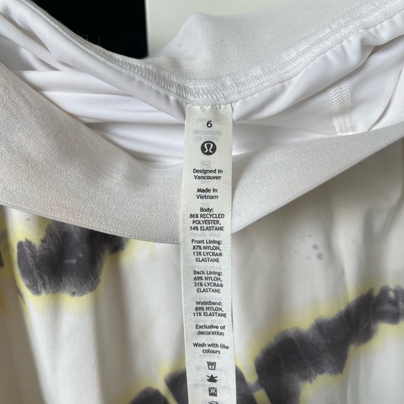 Court Rival High-Rise Skirt 15” worn once with slight stain - Picture 2 of 7